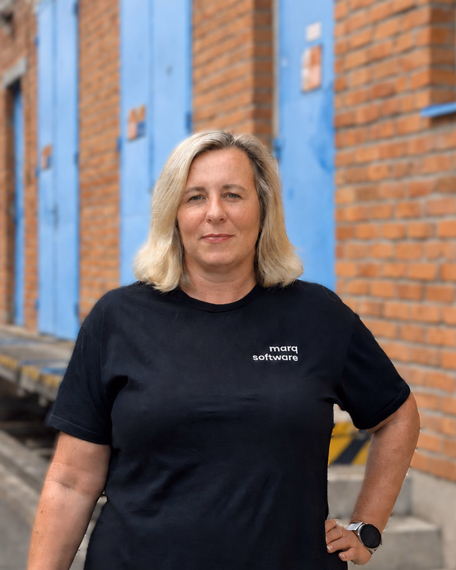 Portret członka zespołu Marq: Šárka Mikešová